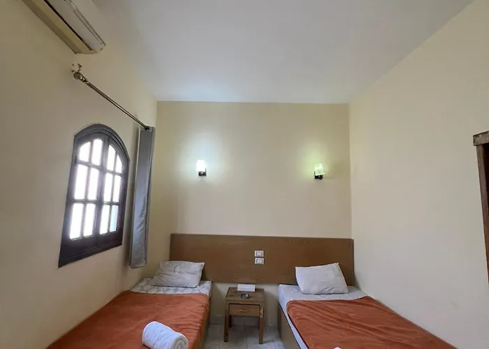 Otel Divers House 2*