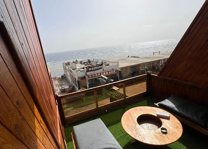 Divers House