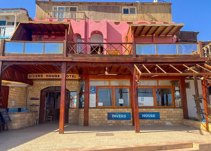 Divers House Otel