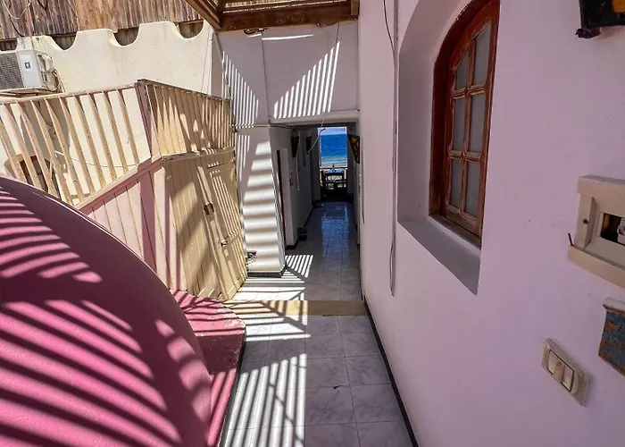Divers House